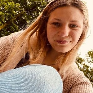 Meet your Posher, Marissa